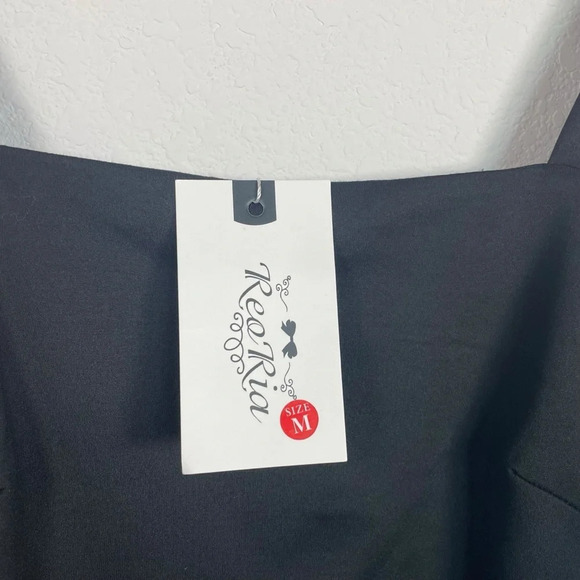 NWT ReoRia Square Neck Wide Strap Bodysuit in Black Size M - Picture 7 of 12